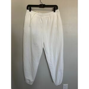 NWOT Beyond Yoga On the Go Cotton Blend Joggers in Fresh Snow SZ M